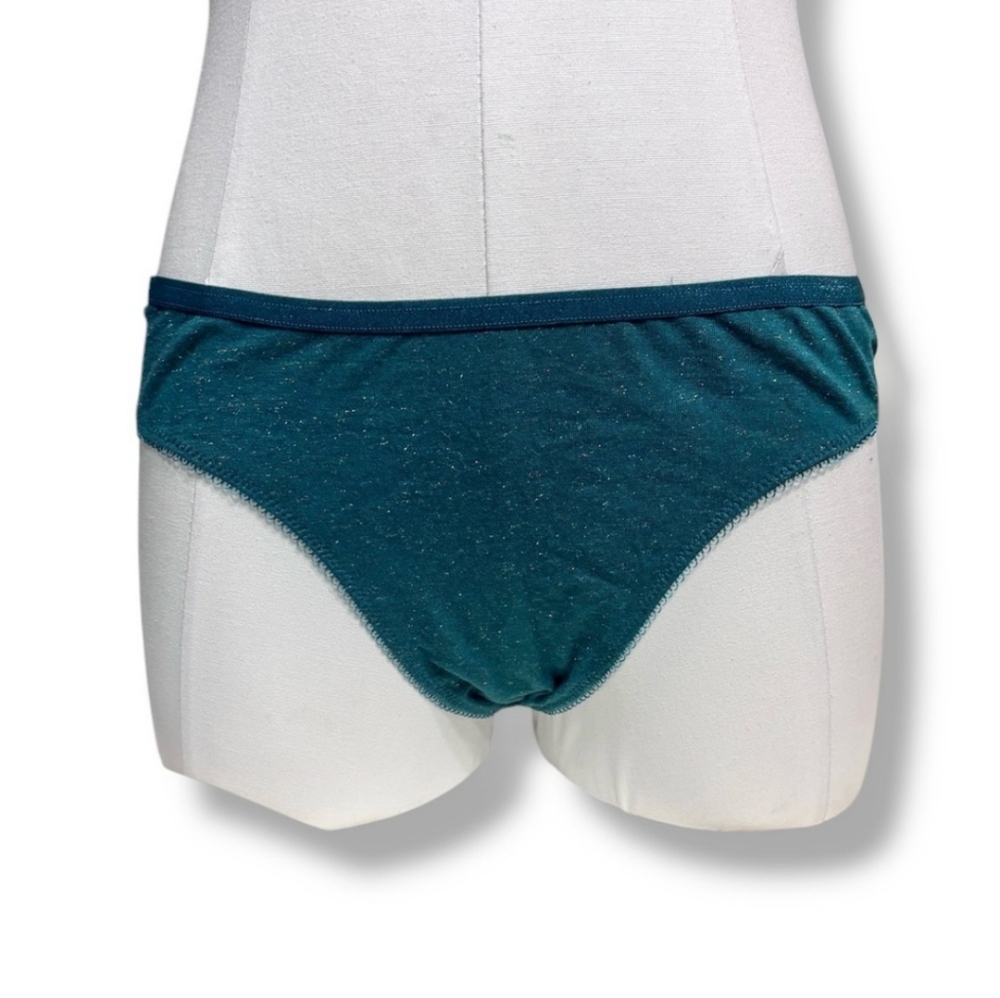 VICTORIA’S SECRET Green Cotton Thong Metallic Gold & Red Glittery Threads NWT!